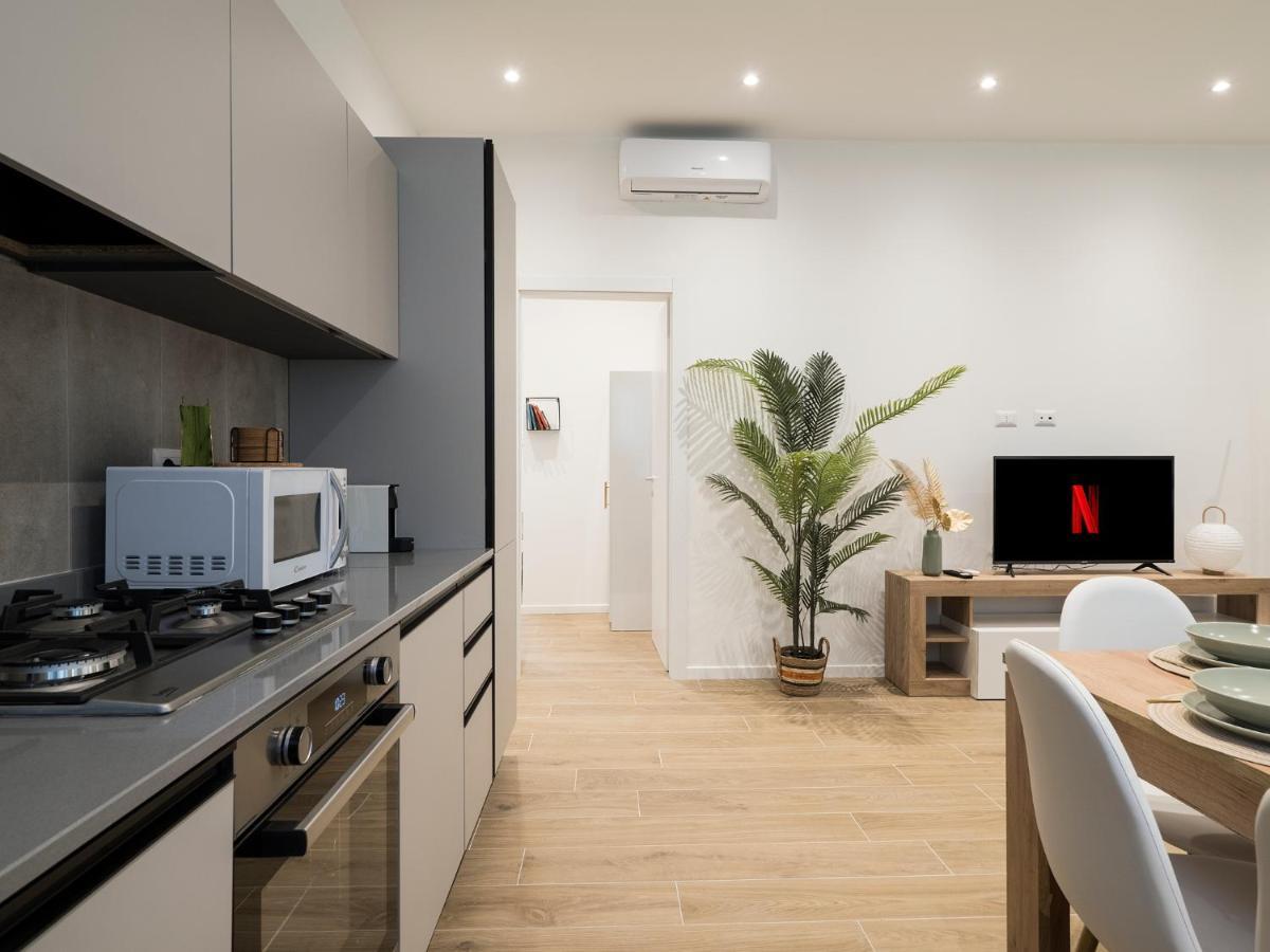 Casa Design Con A/C E Wifi_7 Minuti Ciampino Aeroporto Lägenhet Exteriör bild