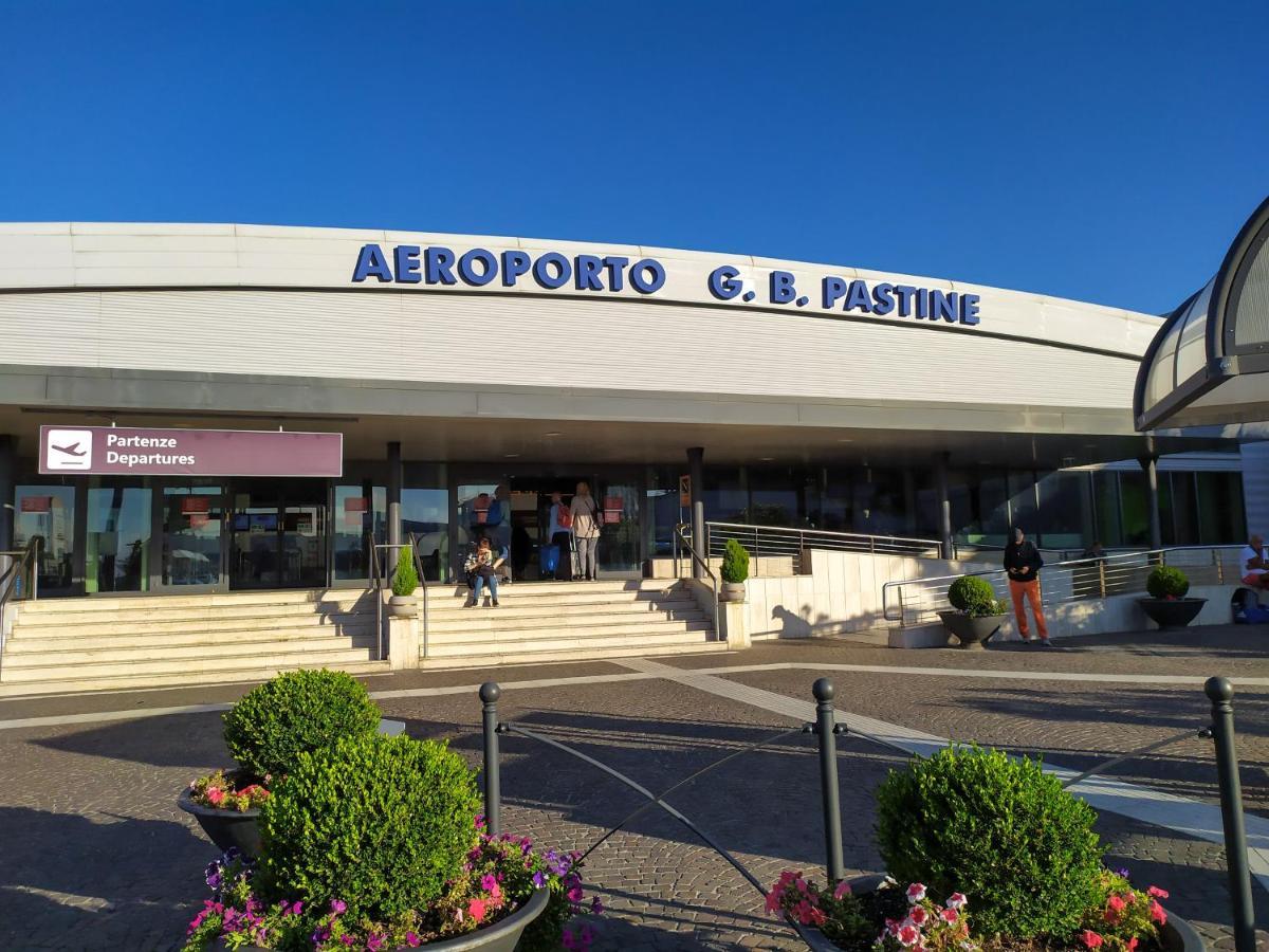 Casa Design Con A/C E Wifi_7 Minuti Ciampino Aeroporto Lägenhet Exteriör bild